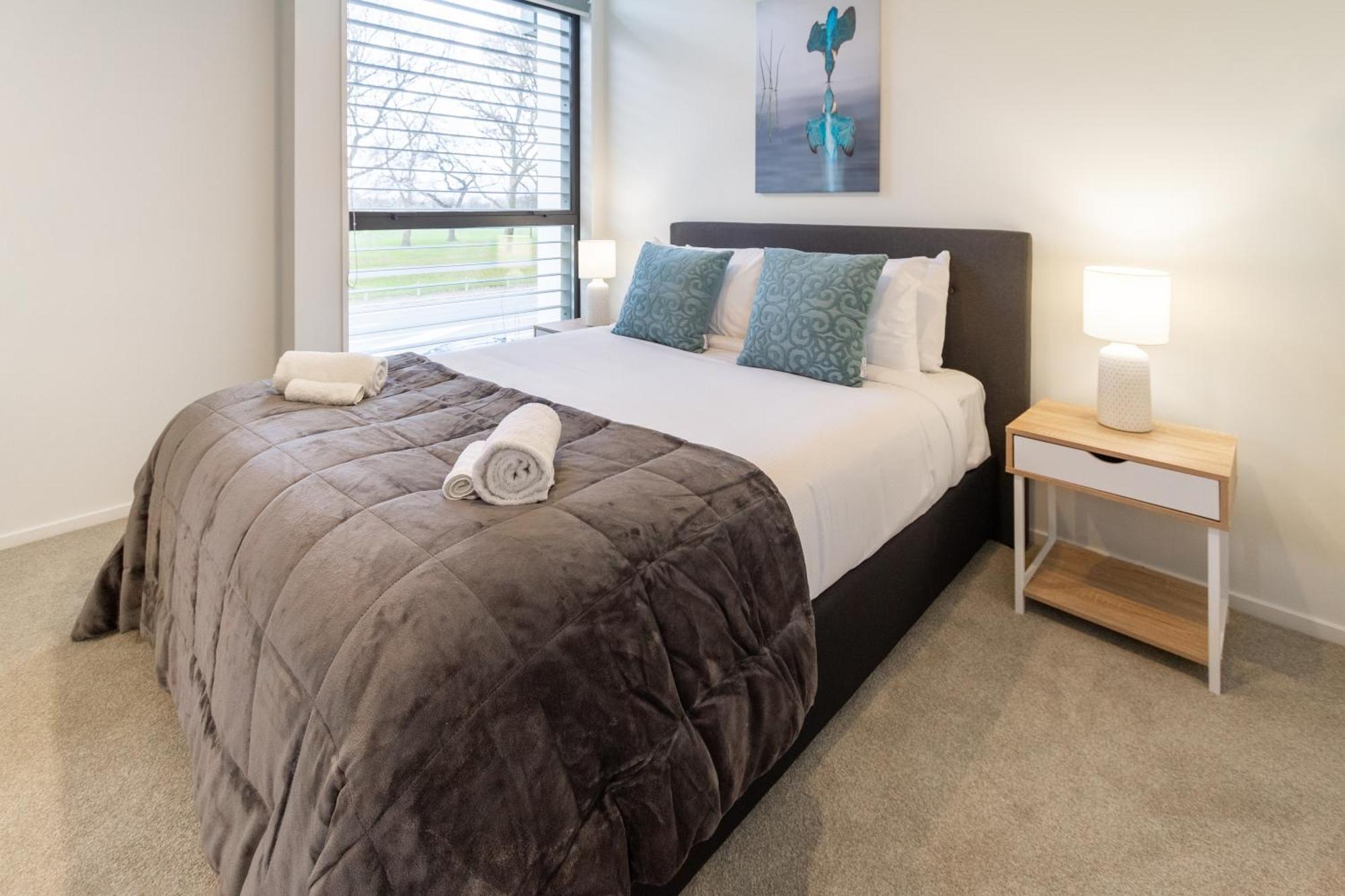 크라이스트처치 Modern 2 Bed 2 Bath Opposite Hagley Park 아파트 외부 사진